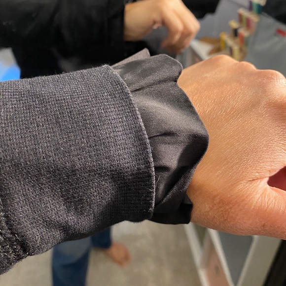 Halogen Sweatshirt with removable rufflw collar - Picture 4 of 5